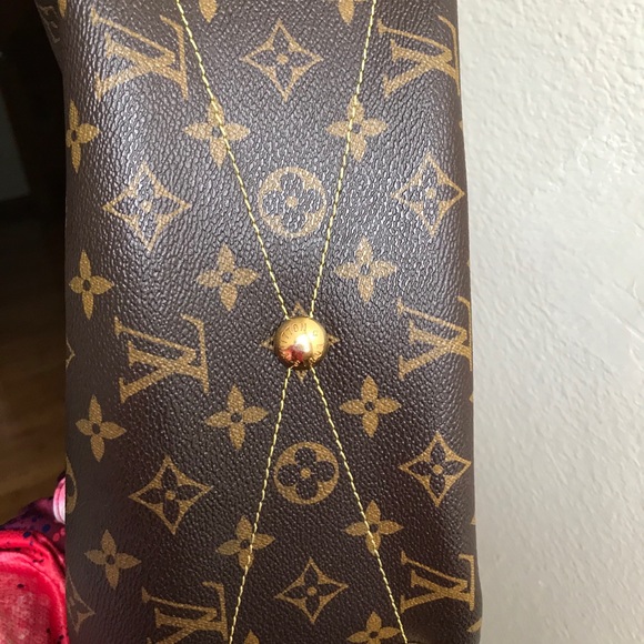 Louis Vuitton authentic handbag - Picture 5 of 7